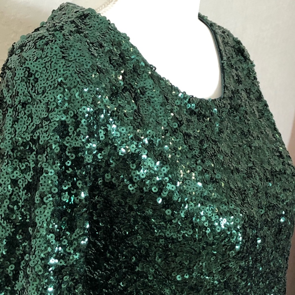Emerald Green Sequin Bodycon Dress - Picture 4 of 7